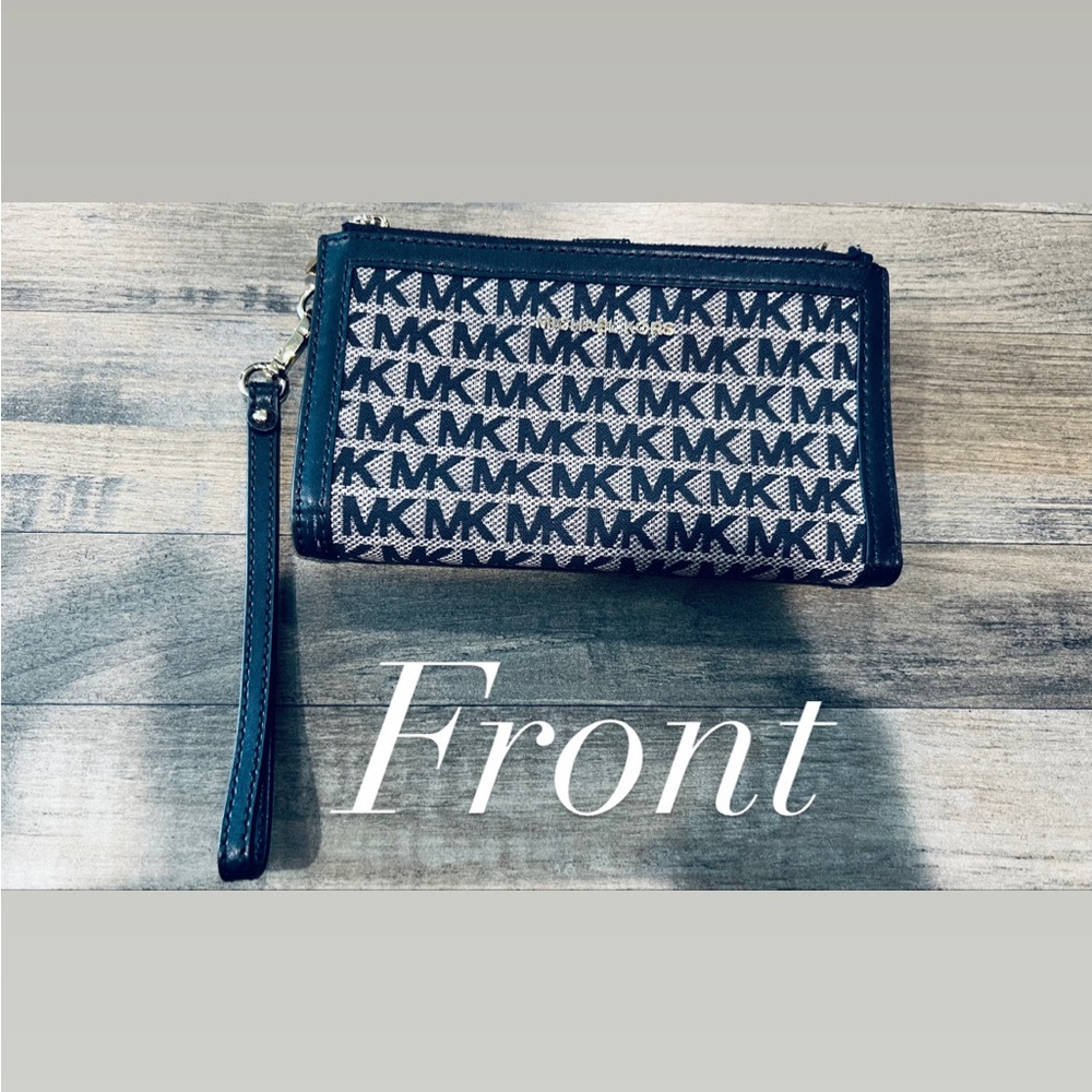 Michael Kors Smartphone Wallet – Signature Canvas